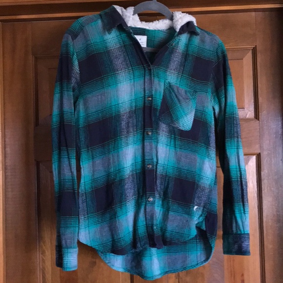 American Eagle Outfitters Tops - American Eagle Vintage Boyfriend flannel